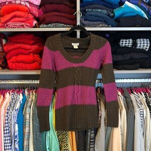 Arizona magenta/brown/pink metallic thread long sleeve scoop neck sweater size S